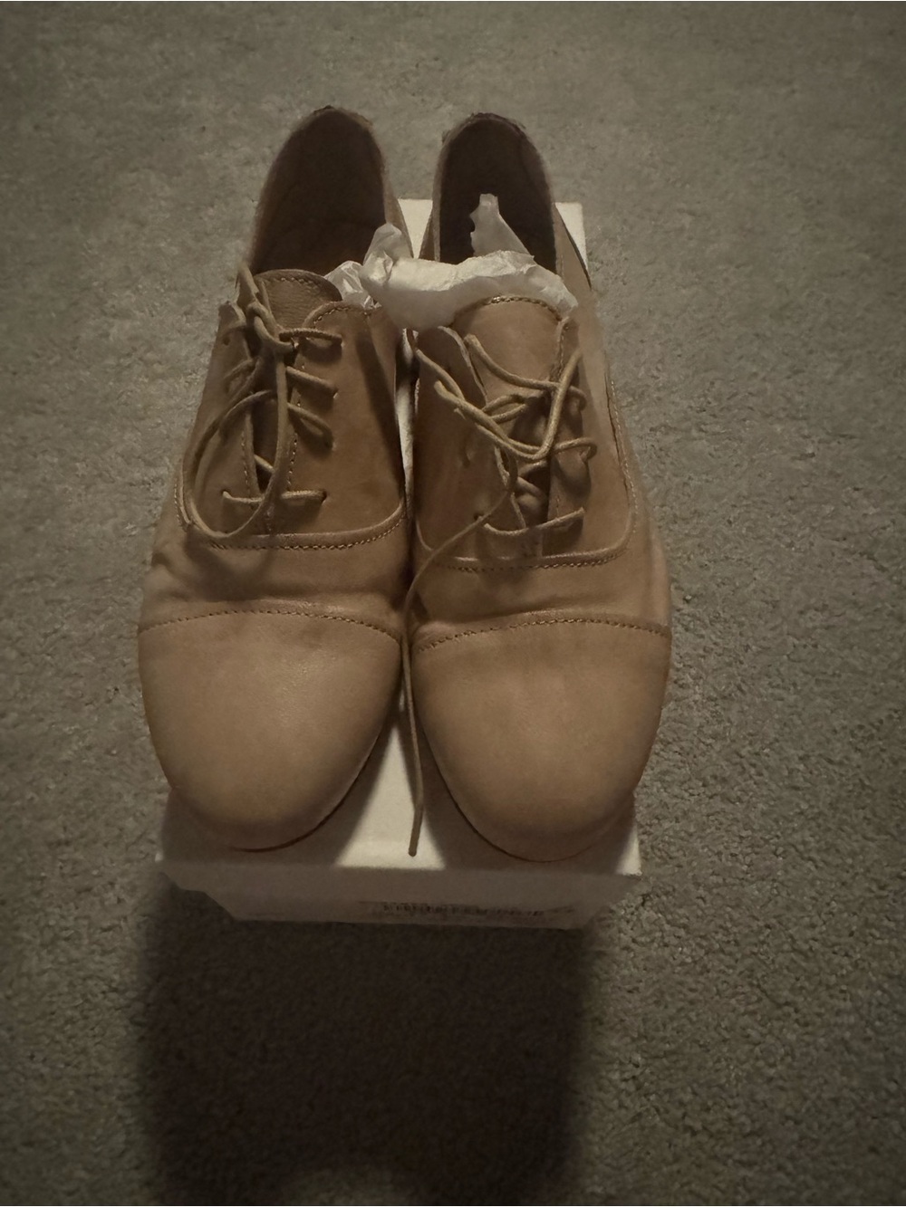 Garnet Hill Tan Lace-Up Oxford Shoes